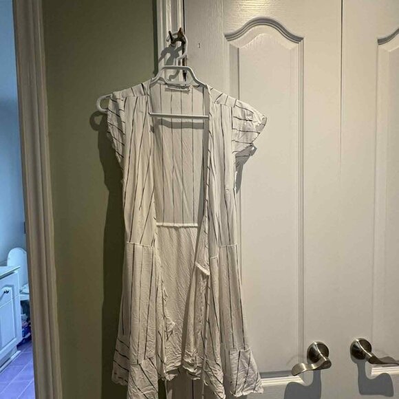 Abercrombie and Fitch Mini Wrap Dress - Picture 2 of 2